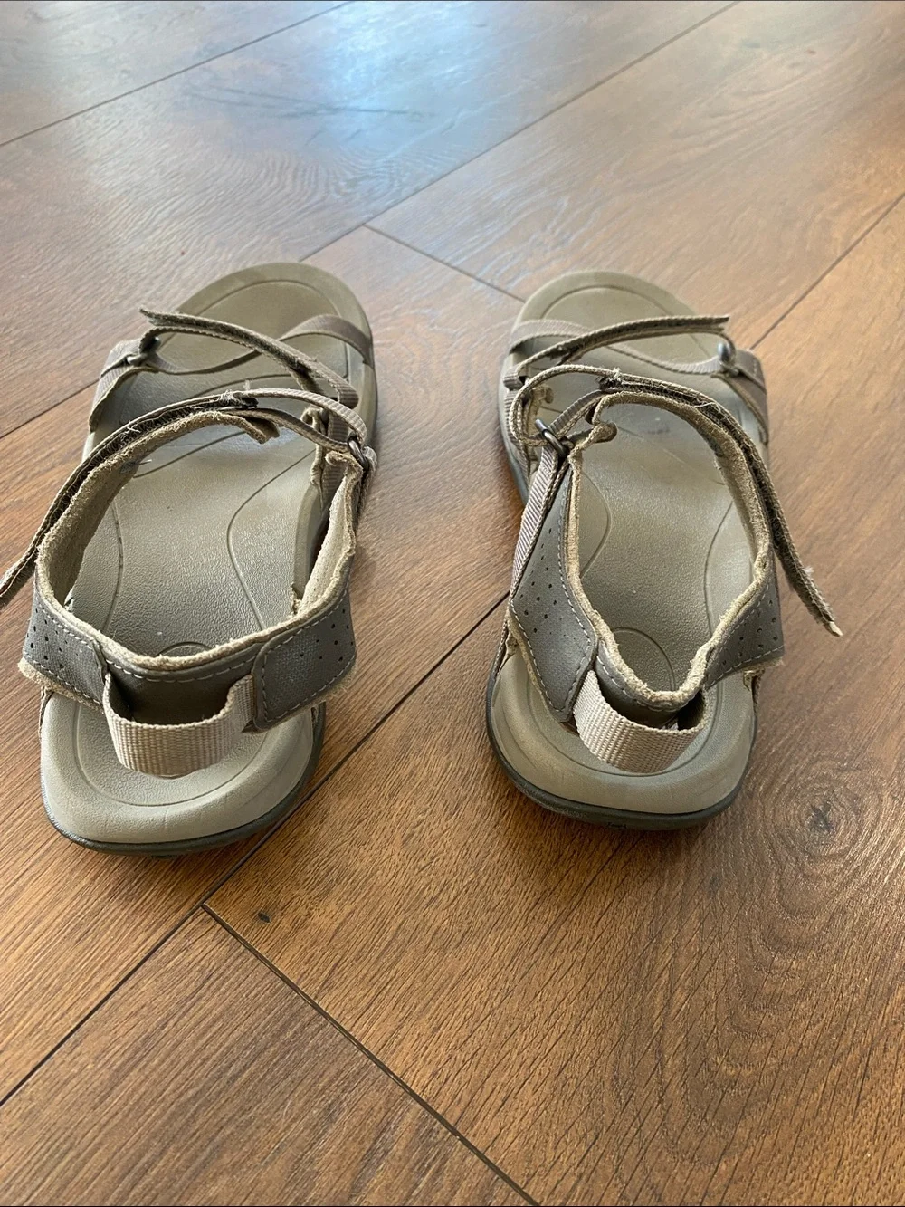 Women’s Brown Teva Sandals (Size 6.5)